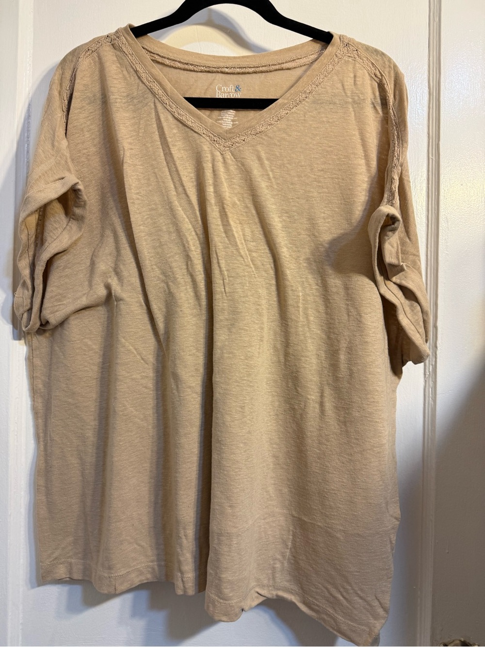 croft & barrow Beige V-Neck Short Sleeve Women's Top
